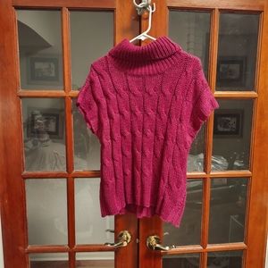 Short sleeve sweater